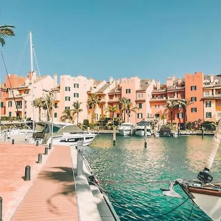 Διαμέρισμα Aquamarine In Marina *